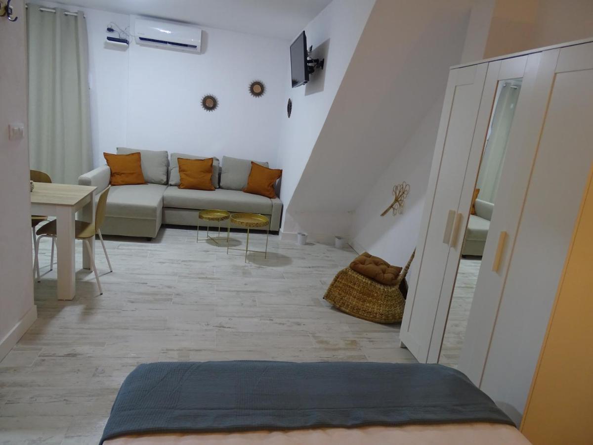 Апартаменты Casasjerezanas Loft Aitana Херес-де-ла-Фронтера Экстерьер фото